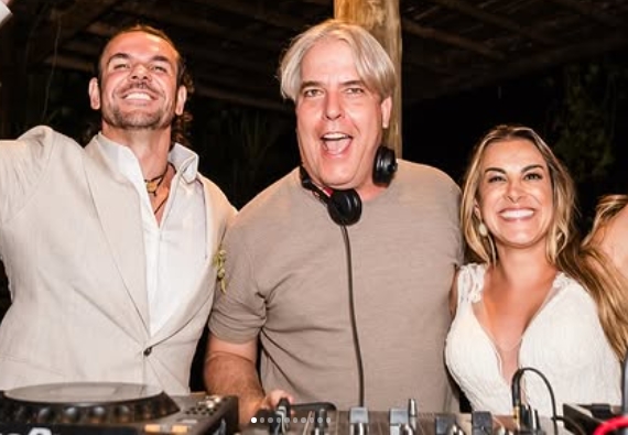 dj de casamento, DJ Peixe e noivos